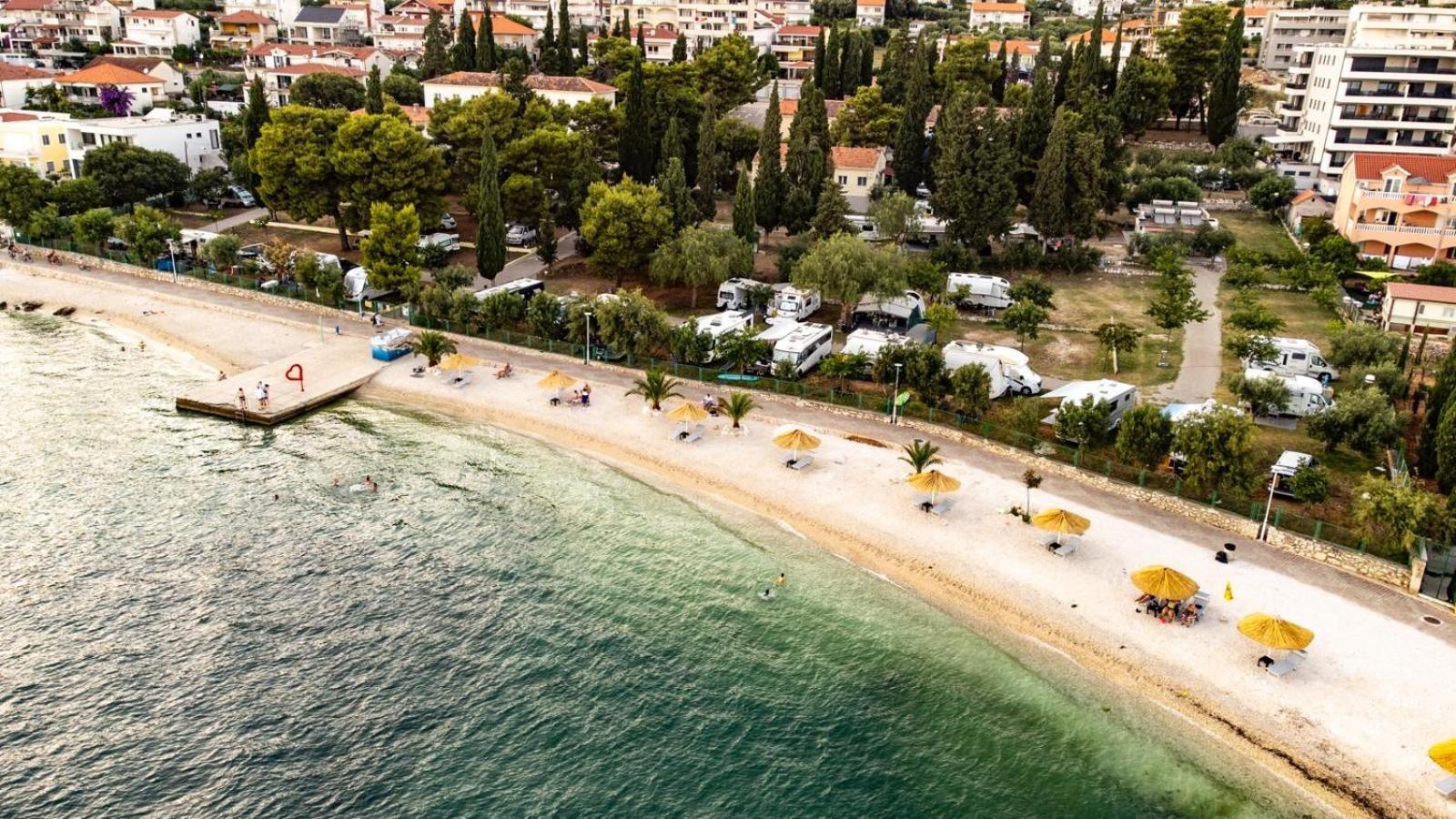 Apartments Teo Trogir Eksteriør billede